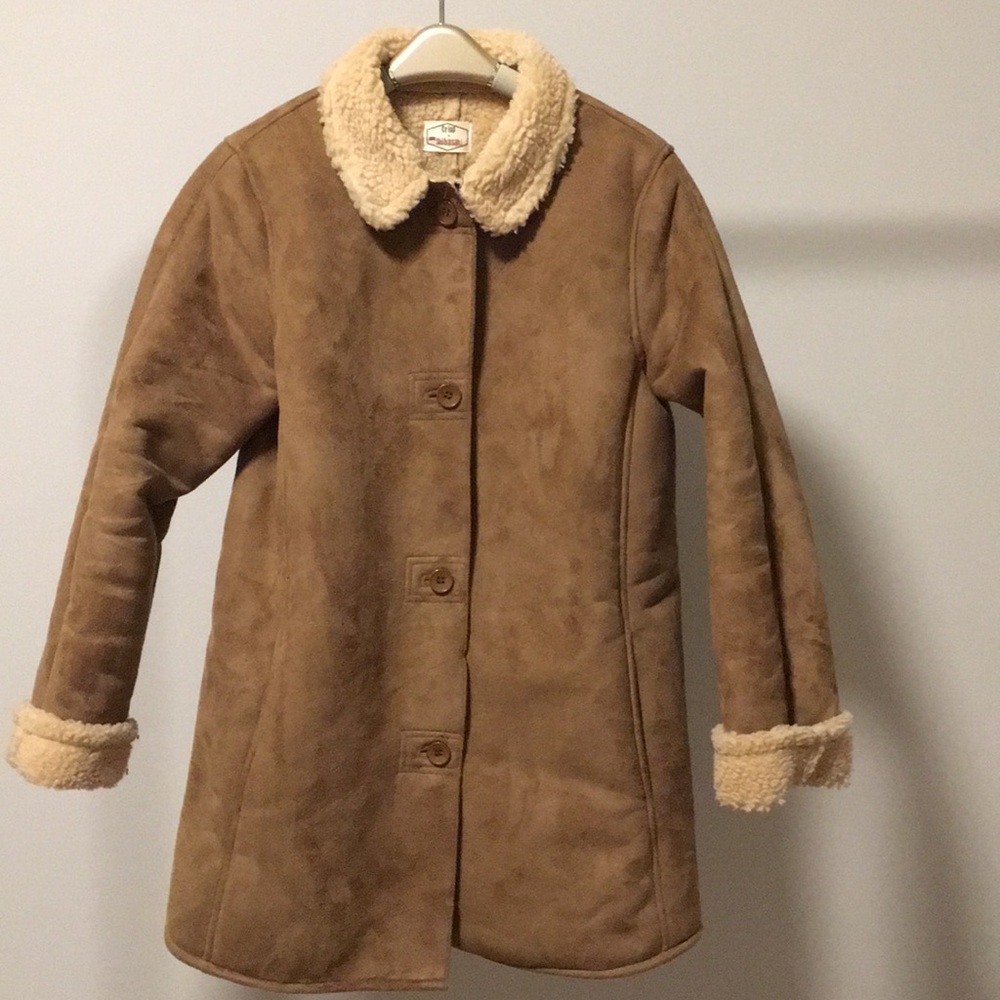 Resemble suede coat